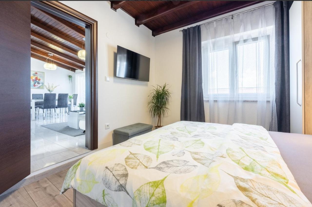 Apartments Lino Selce Luaran gambar
